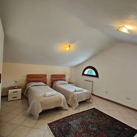 Apartment Con Piscina Vista Monte Nerone