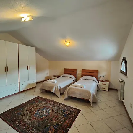 Con Piscina Vista Monte Nerone Apartment Piobbico